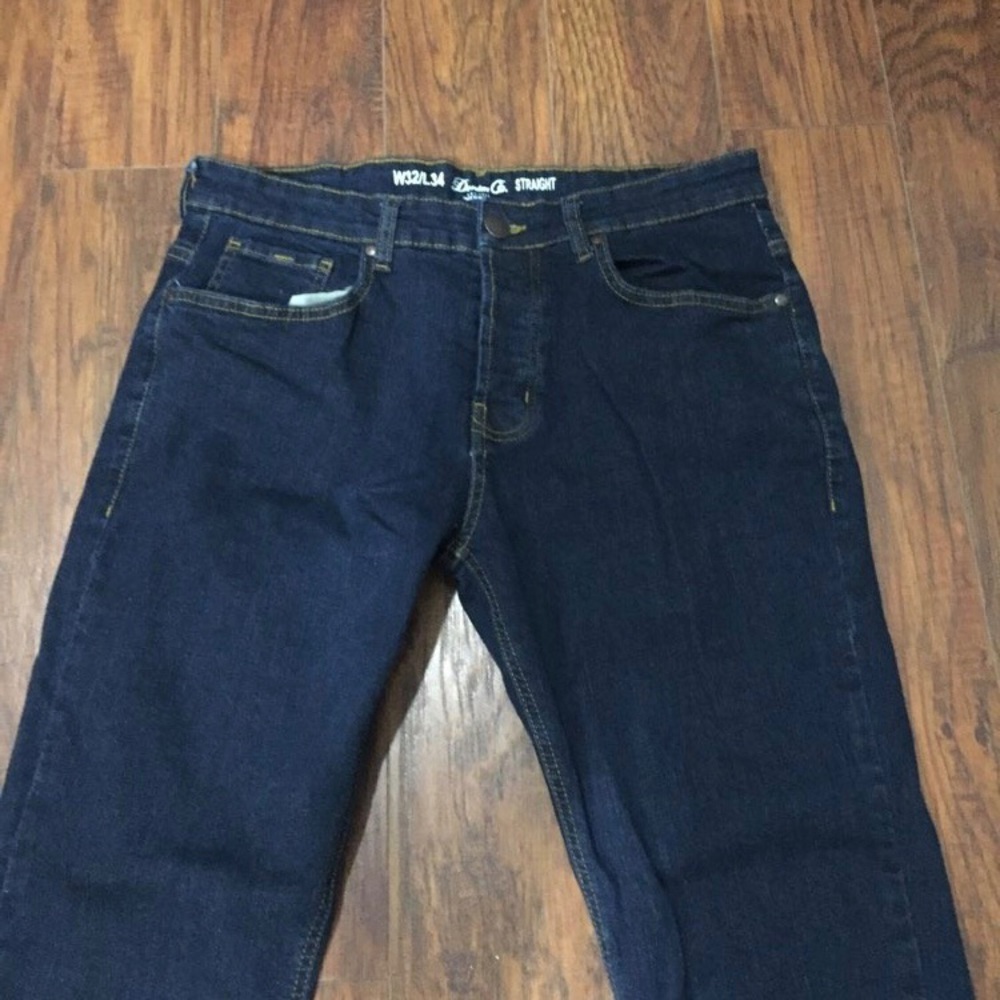 Men’s jeans size 32